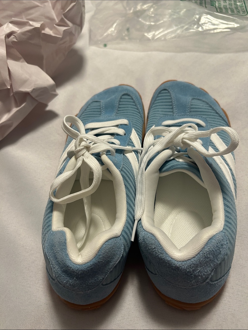 Barefoot shoes women’s casual sneakers size 8 or men 6.5 new